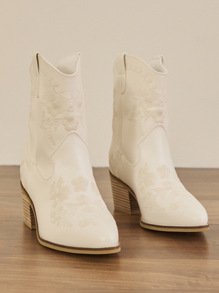 Melodi Wide Width Booties - ARULA